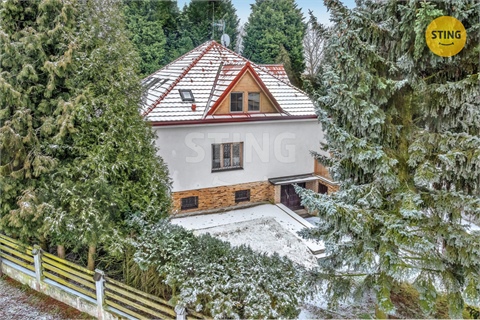 Prodej rodinného domu, 198 m² 2