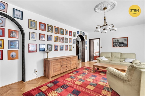 Prodej rodinného domu, 198 m² - 8