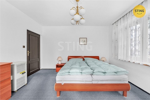 Prodej rodinného domu, 198 m² 14