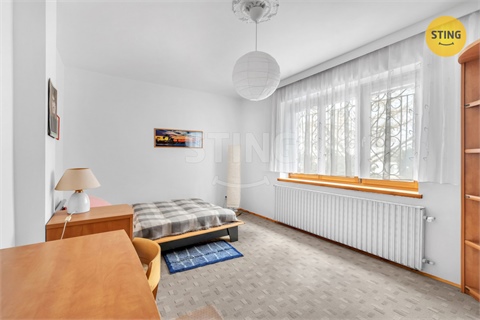 Prodej rodinného domu, 198 m² - 14