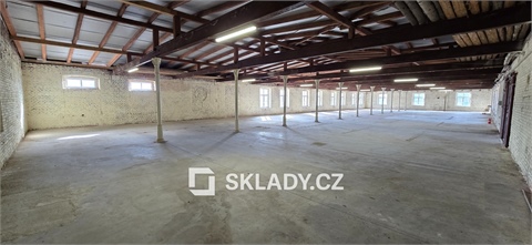 Pronájem skladu / haly, 880 m² 2