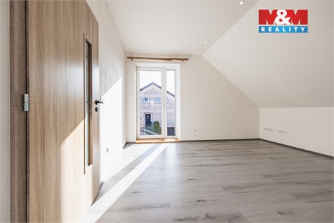 Prodej rodinného domu, 254 m² - 22