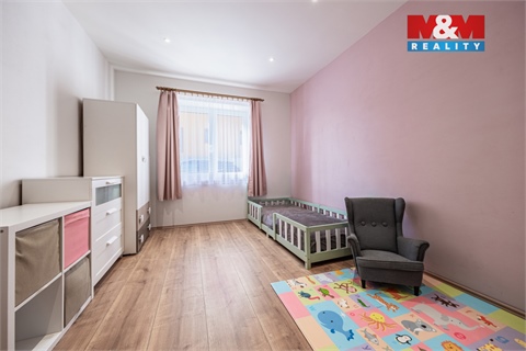 Prodej rodinného domu, 254 m² - 14