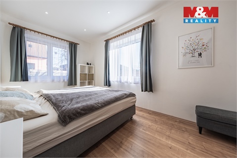 Prodej rodinného domu, 254 m² 16