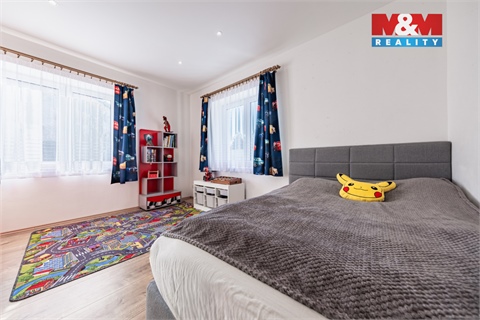 Prodej rodinného domu, 254 m² 14