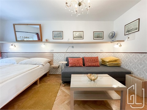 Pronájem bytu 2kk, 35 m² 0