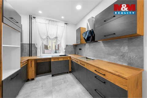 Prodej bytu 3+1, 99 m² - 0