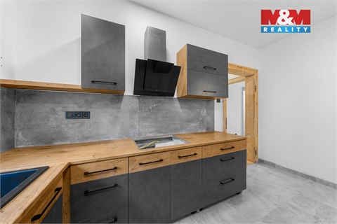 Prodej bytu 3+1, 99 m² 2