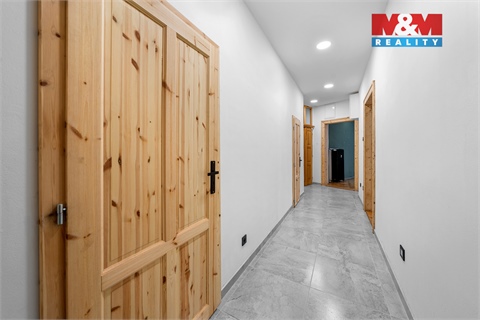 Prodej bytu 3+1, 99 m² 26