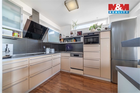 Prodej bytu 4kk, 89 m² - 0