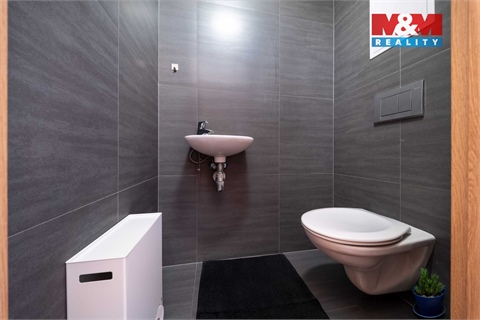 Prodej bytu 4kk, 89 m² 16