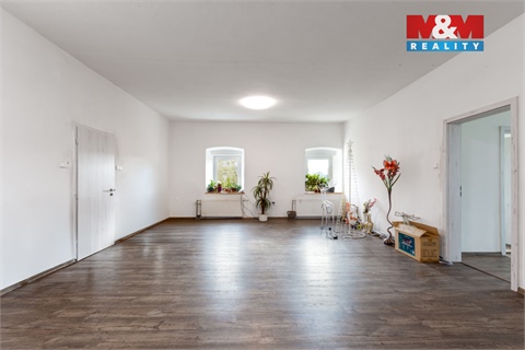 Prodej rodinného domu, 300 m² - 16