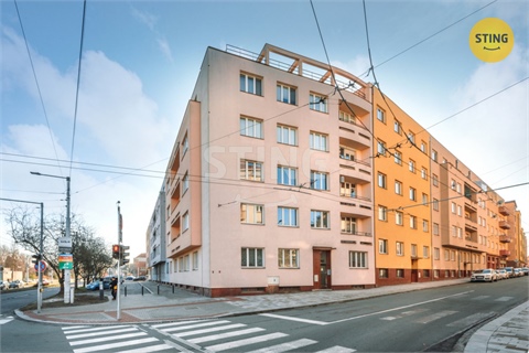 Prodej bytu 3kk, 77 m² 0