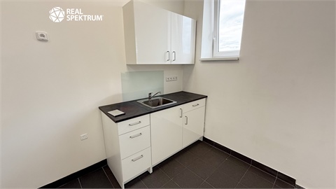 Pronájem kanceláře, 105 m² - 4