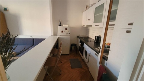 Pronájem bytu 1kk, 40 m² 0