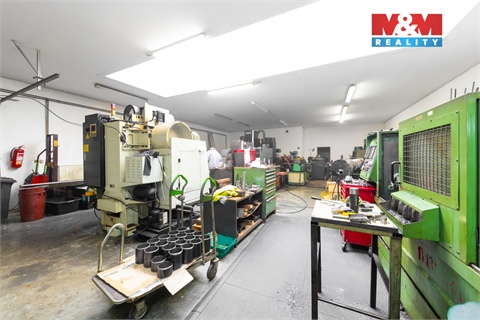 Prodej obchodních prostor, 500 m² 10