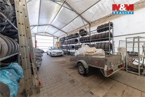 Prodej obchodních prostor, 500 m² 12