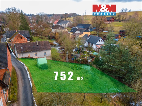 Prodej stavebního pozemku, 752 m² 0