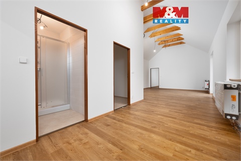 Prodej bytu 2kk, 79 m² 0