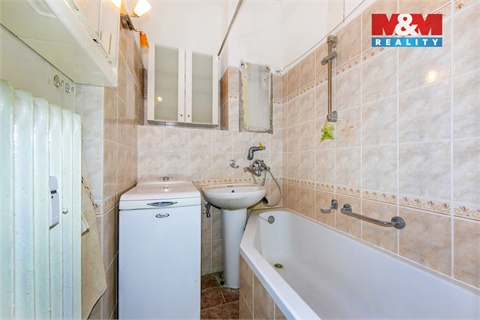 Prodej bytu 2+1, 65 m² 8