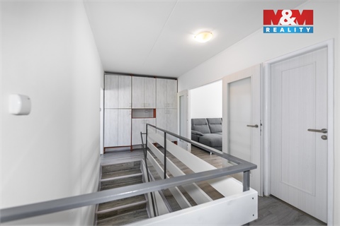 Prodej bytu 4kk, 77 m² - 8