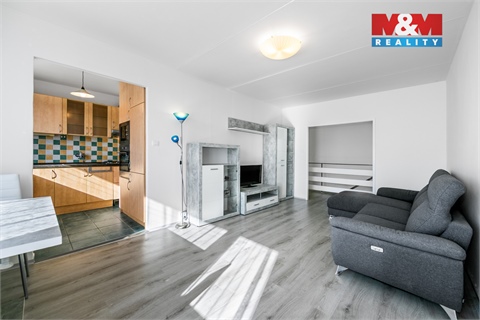 Prodej bytu 4kk, 77 m² - 2