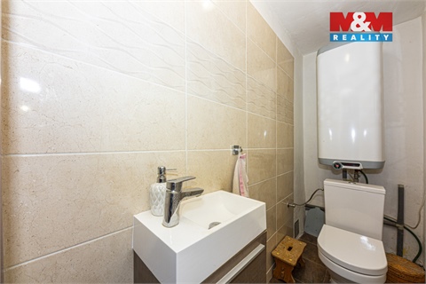 Prodej rodinného domu, 130 m² - 8