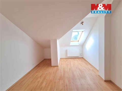 Prodej komerčního objektu, 310 m² 8