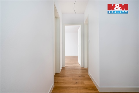 Prodej bytu 2kk, 76 m² - 14