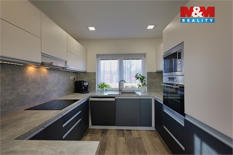 Prodej rodinného domu, 107 m² - 6