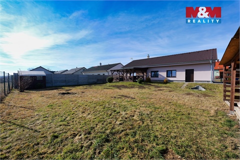 Prodej rodinného domu, 107 m² - 24