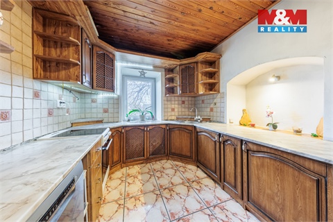 Prodej rodinného domu, 265 m² - 4