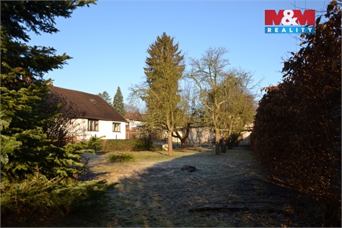 Prodej stavebního pozemku, 976 m² - 0