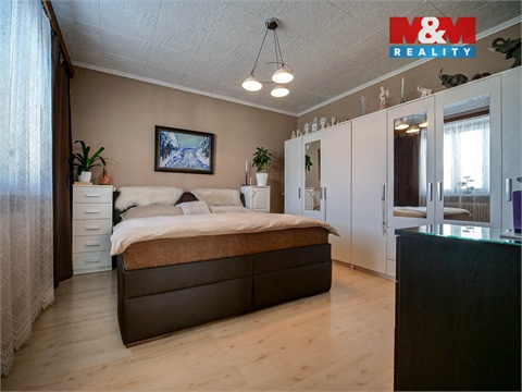 Prodej rodinného domu, 620 m² 12