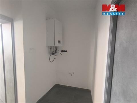 Pronájem obchodních prostor, 85 m² 4