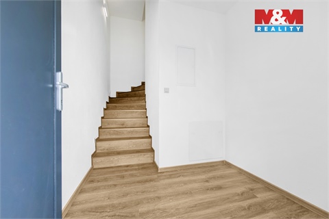 Pronájem bytu 4kk, 110 m² 12