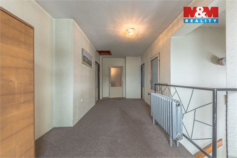 Prodej rodinného domu, 330 m² - 8