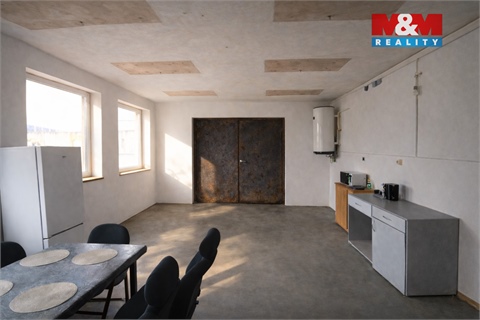 Prodej komerčního objektu, 560 m² - 4