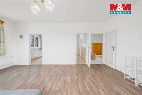 Prodej rodinného domu, 200 m² 6