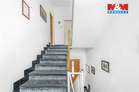 Prodej rodinného domu, 200 m² - 18