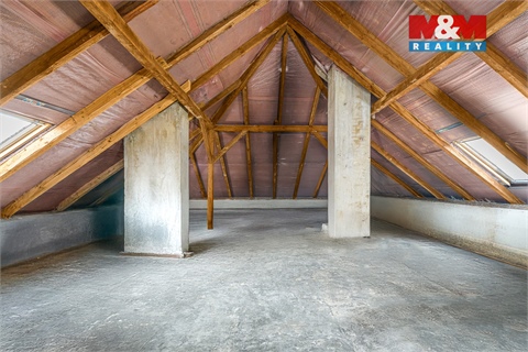 Prodej rodinného domu, 200 m² 20