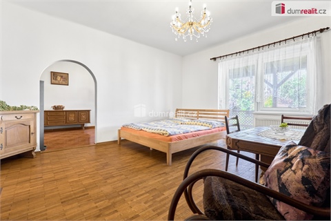 Prodej rodinného domu, 286 m² - 28