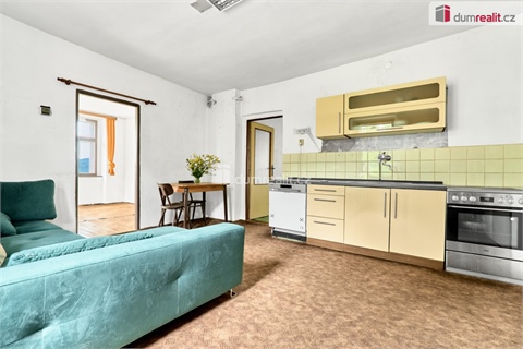 Prodej rodinného domu, 531 m² 2