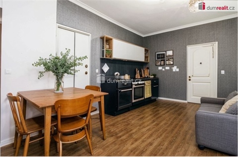 Prodej rodinného domu, 531 m² 4