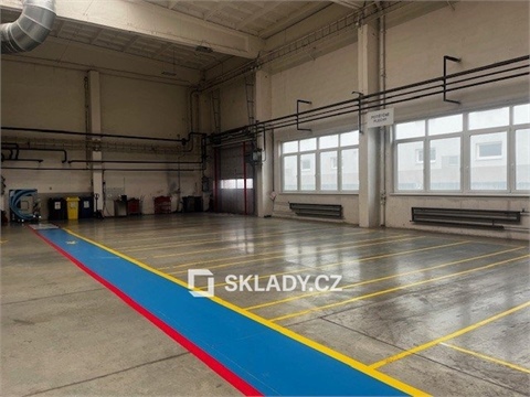 Pronájem skladu / haly, 1 100 m² 0