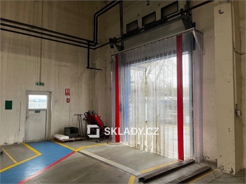 Pronájem skladu / haly, 1 100 m² 4