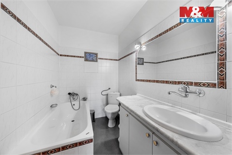 Prodej rodinného domu, 174 m² - 10