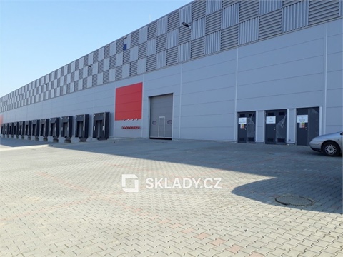 Pronájem skladu / haly, 5 000 m² - 0