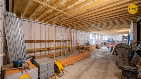 Prodej komerčního objektu, 1 100 m² 20