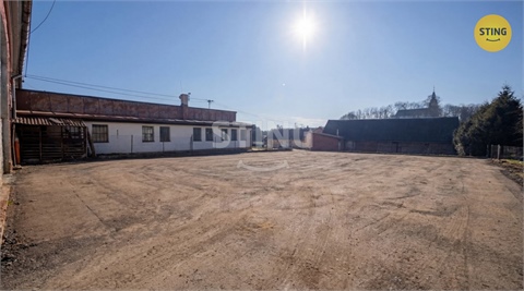 Prodej komerčního objektu, 1 100 m² 26